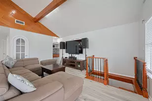 210 Sampan Dr, Galveston, TX 77554 - Photo 6