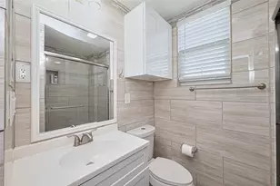 210 Sampan Dr, Galveston, TX 77554 - Photo 28