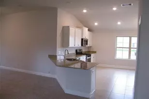 5315 New Iberia Ln, Dickinson, TX 77539 - Photo 2