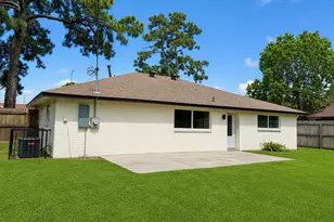 815 Centerwood Dr, Houston, TX 77013 - Photo 8
