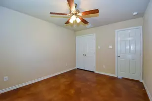 1105 Parkhurst Ave, Cleveland, TX 77327 - Photo 14