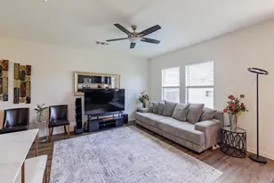 301 Wonderful Life Way, Jarrell, TX 76537 - Photo 6