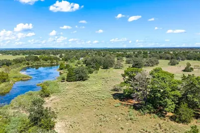 200 Lonita Lane, West Point, TX 78963 - Photo 4