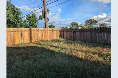 2402 Raintree Village Drive, Katy, TX 77449 - Photo 22