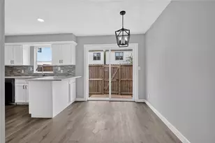 1221 Cedar Post Ln, Houston, TX 77055 - Photo 4