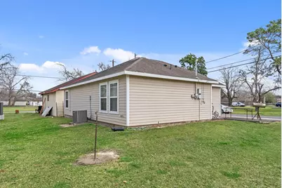 3004 Avenue D, Bay City, TX 77414 - Photo 12