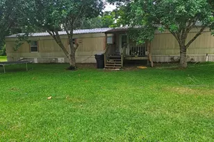 405 Velasco St, Brazoria, TX 77422 - Photo 2