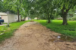 405 Velasco St, Brazoria, TX 77422 - Photo 6
