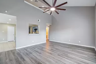 9611 Babbling Spring Ct, Tomball, TX 77375 - Photo 22