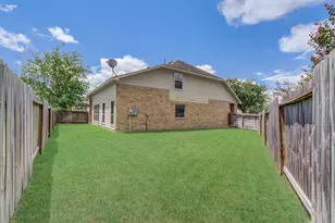 9611 Babbling Spring Ct, Tomball, TX 77375 - Photo 46