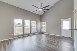 9611 Babbling Spring Ct, Tomball, TX 77375 - Photo 24