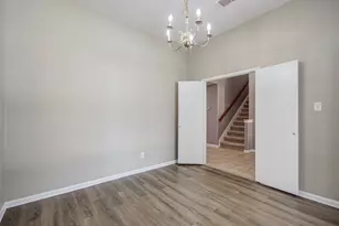 9611 Babbling Spring Ct, Tomball, TX 77375 - Photo 8