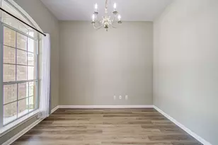 9611 Babbling Spring Ct, Tomball, TX 77375 - Photo 6