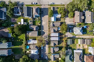 1507 J H Clouser St, Galveston, TX 77550 - Photo 2