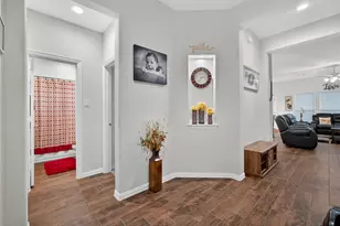 654 W Linnwood Dr, Woodbranch, TX 77357 - Photo 2