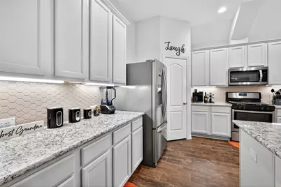 654 W Linnwood Drive, Woodbranch, TX 77357 - Photo 12