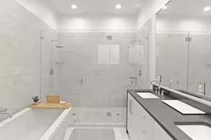 4302 Rose St, Houston, TX 77007 - Photo 14