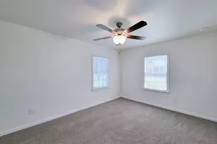 413 S Market St, Brazoria, TX 77422 - Photo 26