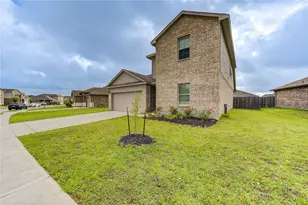 2306 Rainier Mist Rd, Spring, TX 77373 - Photo 2