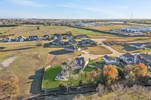 1700 Twin Oaks Cir, Brenham, TX 77833 - Photo 30