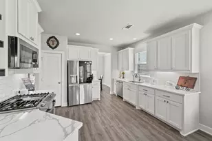 1700 Twin Oaks Cir, Brenham, TX 77833 - Photo 4