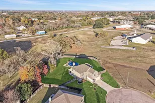 1700 Twin Oaks Cir, Brenham, TX 77833 - Photo 28