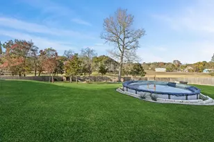 1700 Twin Oaks Cir, Brenham, TX 77833 - Photo 24