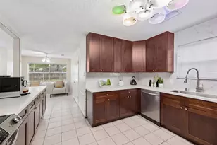 7511 Theisswood Rd, Spring, TX 77379 - Photo 6