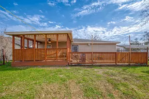 7318 Jutland Rd, Houston, TX 77033 - Photo 20