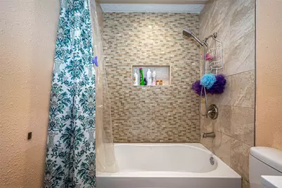 7318 Jutland Road, Houston, TX 77033 - Photo 14