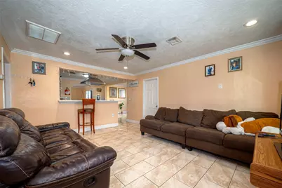 7318 Jutland Road, Houston, TX 77033 - Photo 6