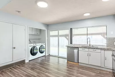 15510 Sierra Valle Drive, Houston, TX 77083 - Photo 12