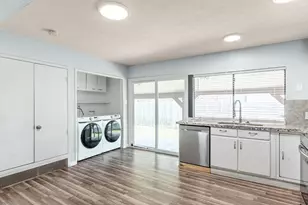 15510 Sierra Valle Dr, Houston, TX 77083 - Photo 12