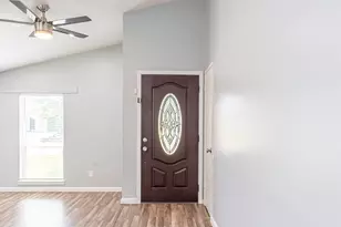 15510 Sierra Valle Dr, Houston, TX 77083 - Photo 6