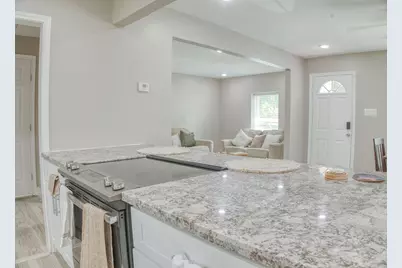 8150 Herschelwood Street, Houston, TX 77033 - Photo 6