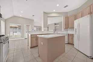 12222 Aspen Ln, Stafford, TX 77477 - Photo 14