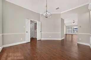 12222 Aspen Ln, Stafford, TX 77477 - Photo 6