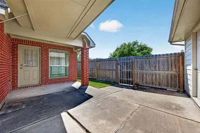 12222 Aspen Lane, Stafford, TX 77477 - Photo 36