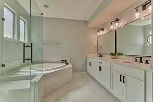 78 Douvaine Ct, The Woodlands, TX 77382 - Photo 24