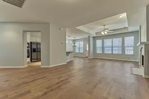 78 Douvaine Ct, The Woodlands, TX 77382 - Photo 6