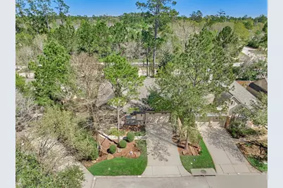 78 Douvaine Court, The Woodlands, TX 77382 - Photo 38