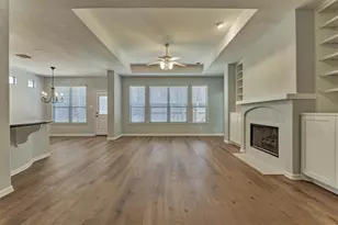 78 Douvaine Ct, The Woodlands, TX 77382 - Photo 10