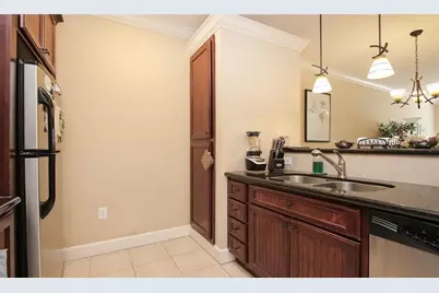2203 Dorrington Street #208, Houston, TX 77030 - Photo 8