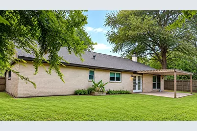 2811 New England Court, Webster, TX 77598 - Photo 18
