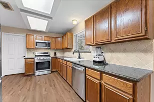 17618 Mill Springs Dr, Spring, TX 77379 - Photo 8