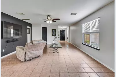 4423 Plumeria Avenue, Baytown, TX 77521 - Photo 14