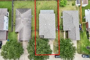 4423 Plumeria Ave, Baytown, TX 77521 - Photo 40