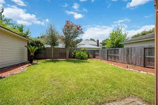 123 Pallins Way, League City, TX 77573 - Photo 32