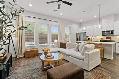 5708 White Magnolia Street, Houston, TX 77091 - Photo 2