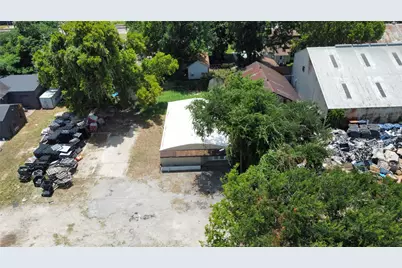 7444 Avenue P, Houston, TX 77011 - Photo 2